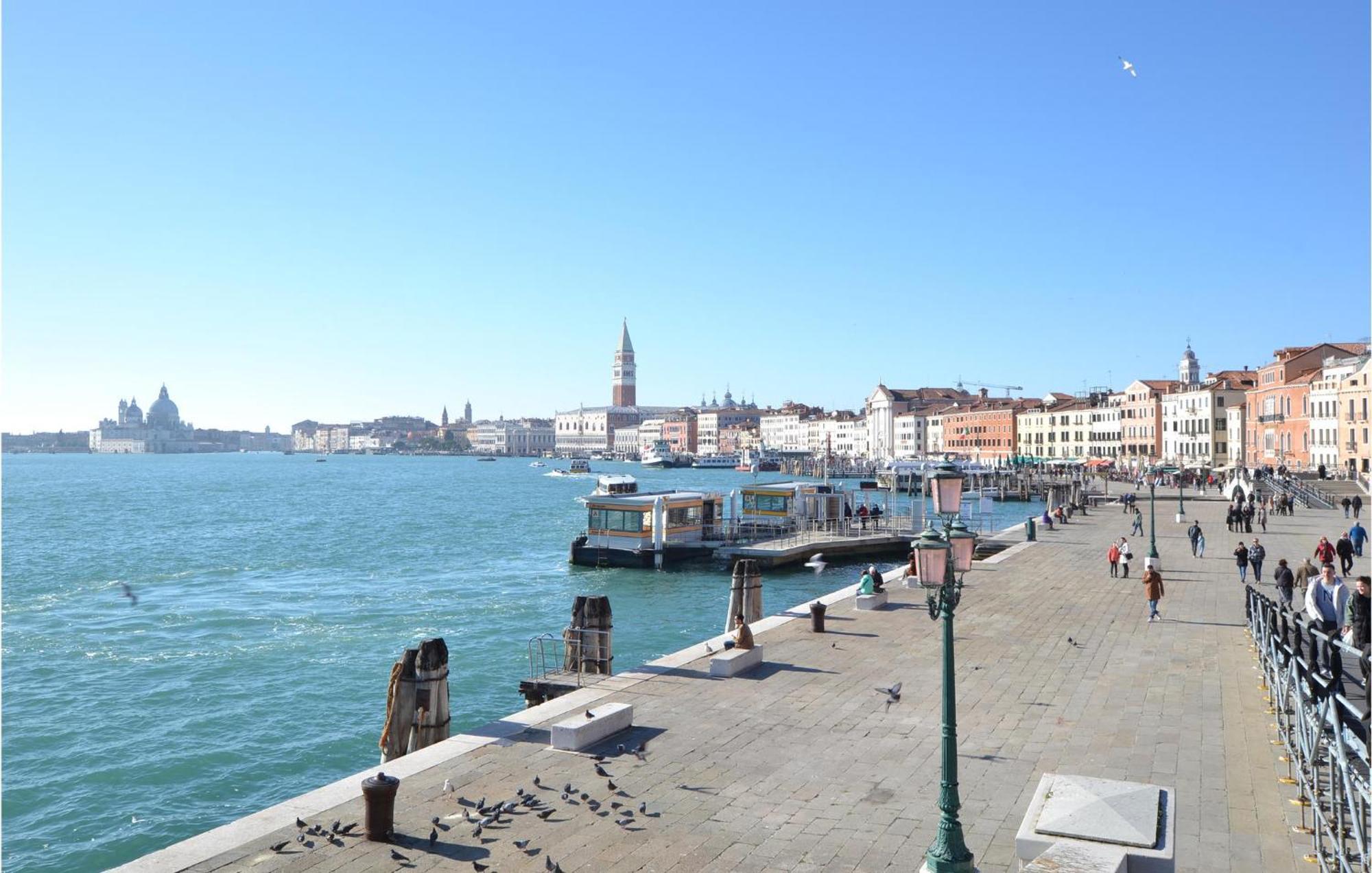 Stunning Apartment In Venezia With Kitchenette Ngoại thất bức ảnh