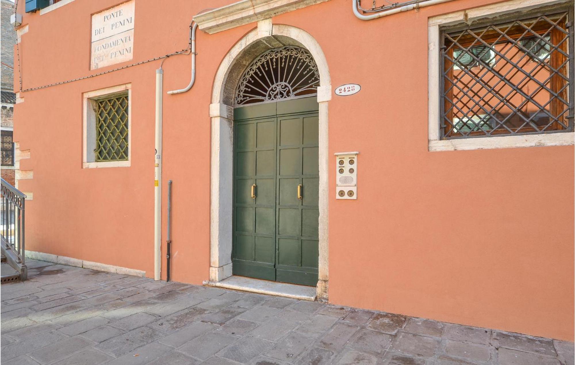 Stunning Apartment In Venezia With Kitchenette Ngoại thất bức ảnh
